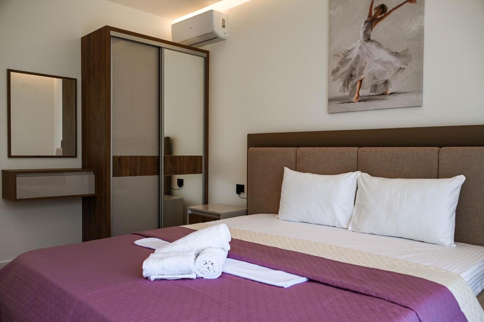 B&B Lovac Hasa 2 Ulcinj Kültér fotó